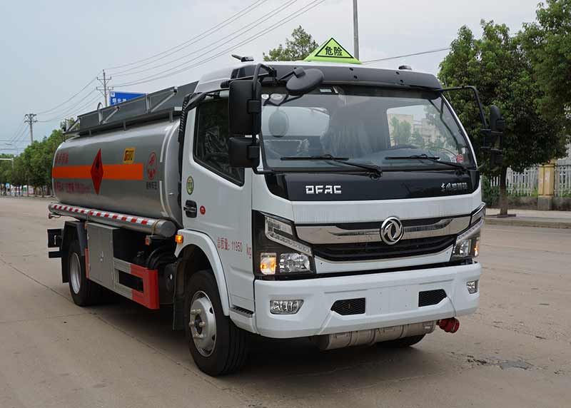 炎帝牌SZD5125GJY6C型加油車(柴汽煤8.41方)