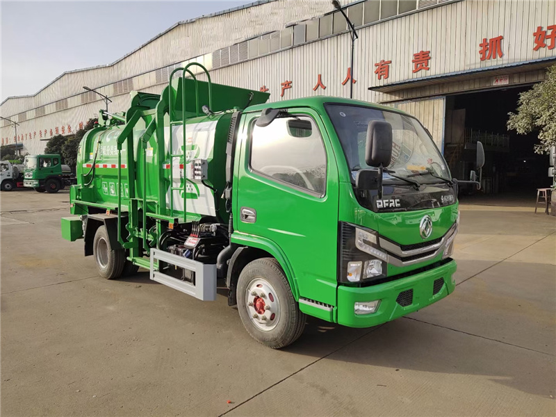 東風8方餐廚垃圾車(方罐)